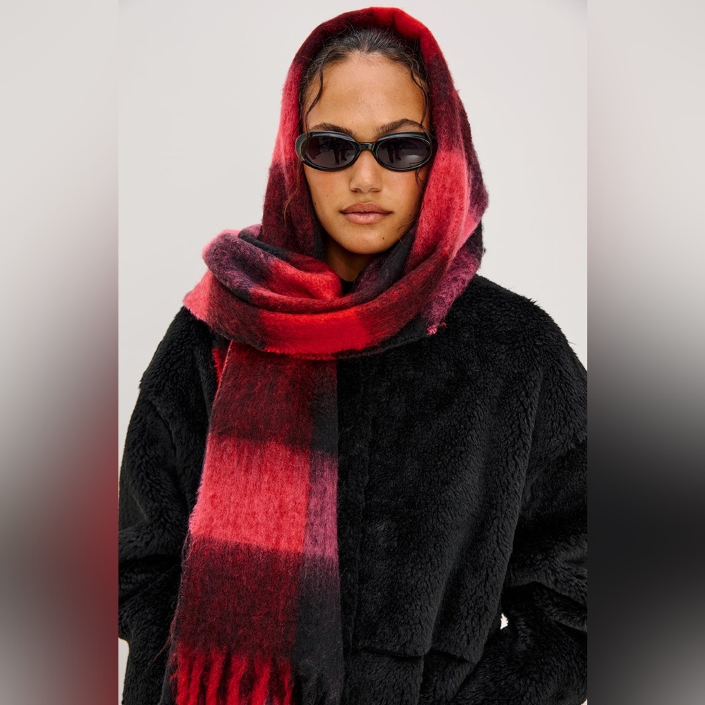 Rails Scarlet Onyx Pink Oslo Scarf